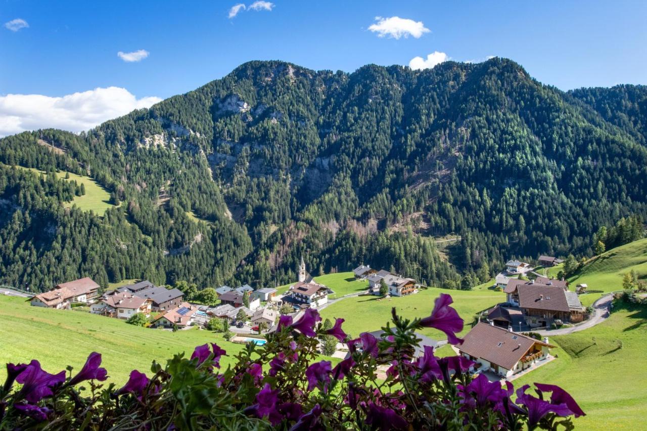 Agriturismo Apartments Tuene Ортизей Екстериор снимка