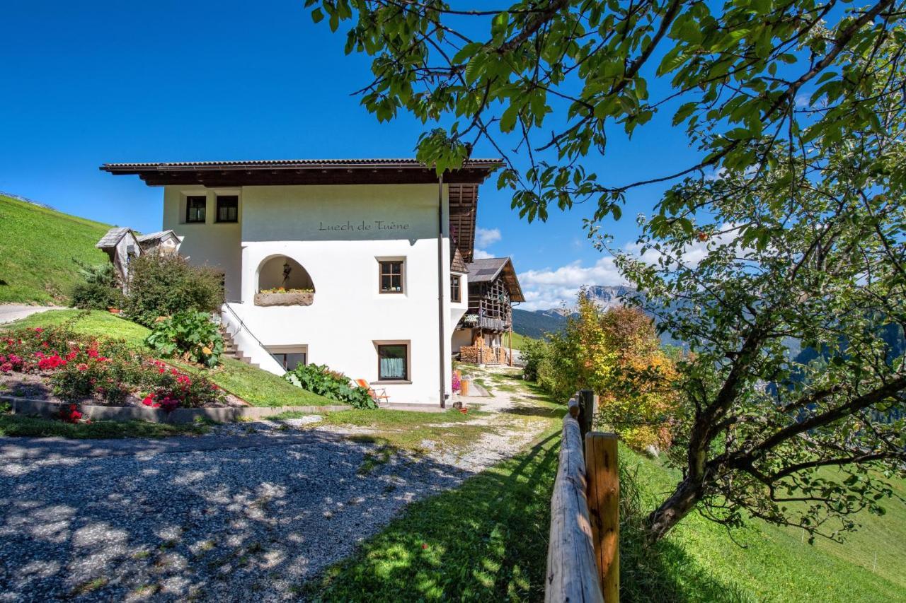 Agriturismo Apartments Tuene Ортизей Екстериор снимка