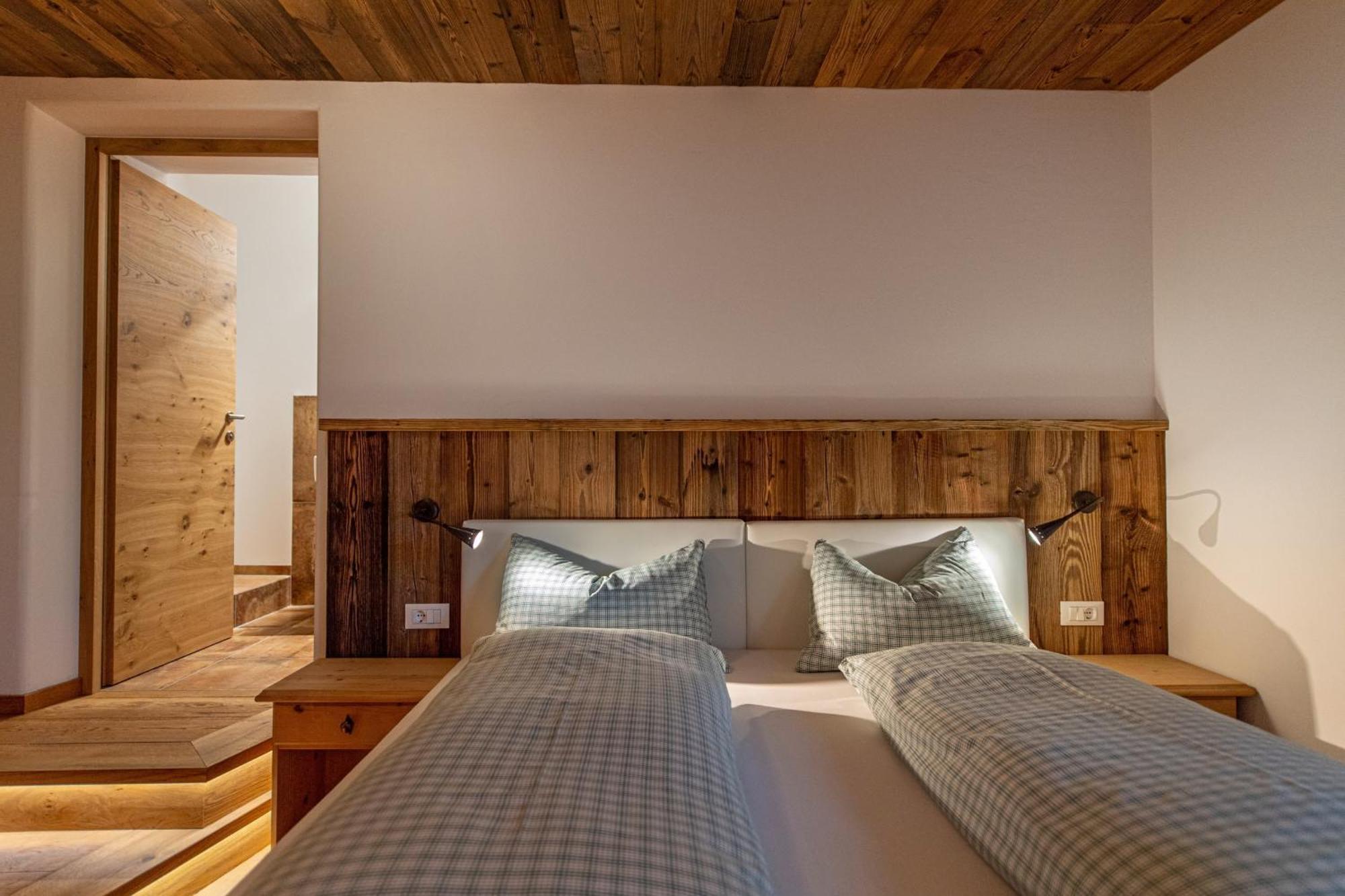 Agriturismo Apartments Tuene Ортизей Екстериор снимка