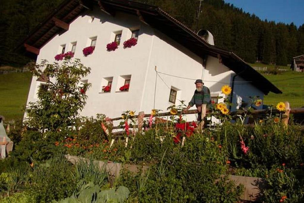 Agriturismo Apartments Tuene Ортизей Екстериор снимка